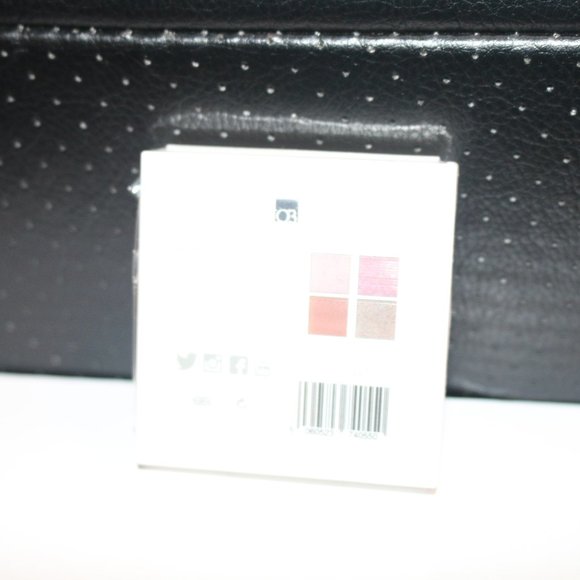 ORYZA Nebula Shimmer Eyeshadow - Picture 2 of 2